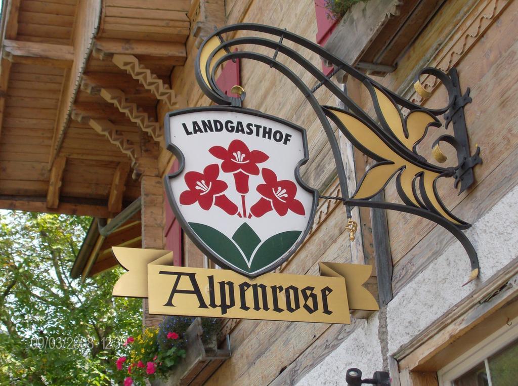 Hotel Alpenrose Beim Ballenberg Hofstetten bei Brienz Номер фото
